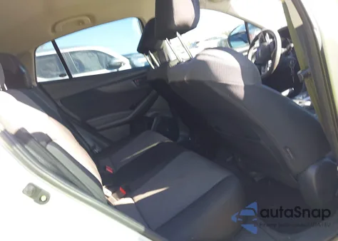 2022 Subaru Impreza Base 5-Door z USA, uszkodzony, nr VIN 4S3GTAB61N3720720